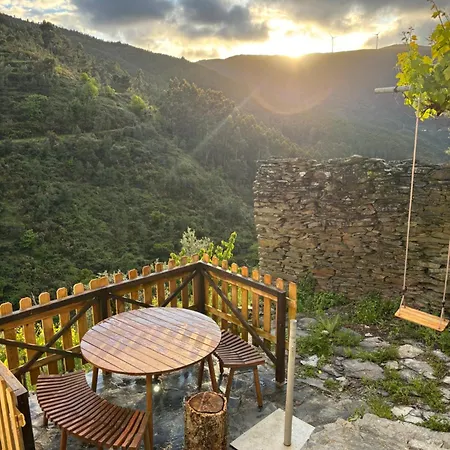 White House Casa vacanze Piódão